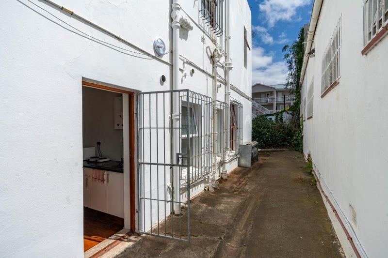 11 Bedroom Property for Sale in Grahamstown Central Eastern Cape